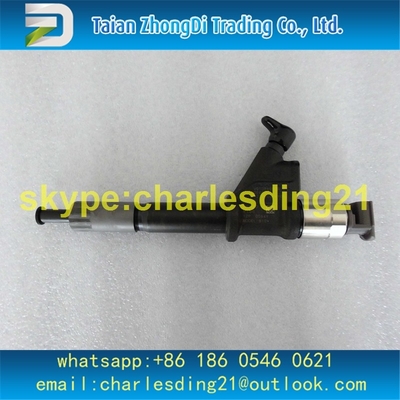 China injetor comum original e de alta qualidade do denso do trilho 095000-8100 fornecedor