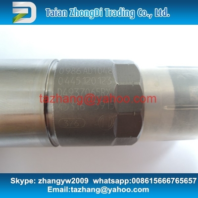 China Injetor comum original e novo de Bosch do trilho 0445120123/4937065 para o motor da ILHA fornecedor