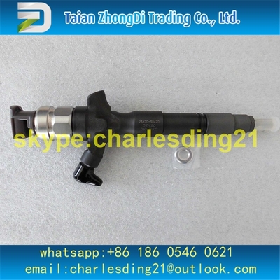 China Injetor original e novo de DENSO de combustível para TOYOTA HILUX VIGO HIACE 23670-30420 COM BOM QUALTY fornecedor