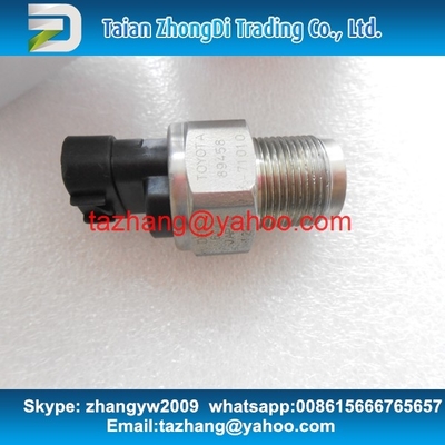Sensor comum 89458-71010 499000-6121 da pressão de combustível do trilho do diesel de Denso para Hilux fornecedor